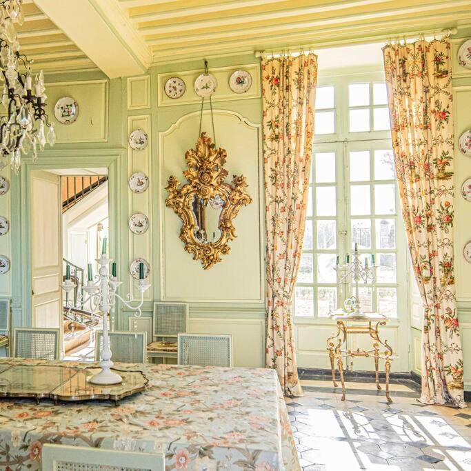 Chateau D'Ardenay Sur Merize Exterior photo